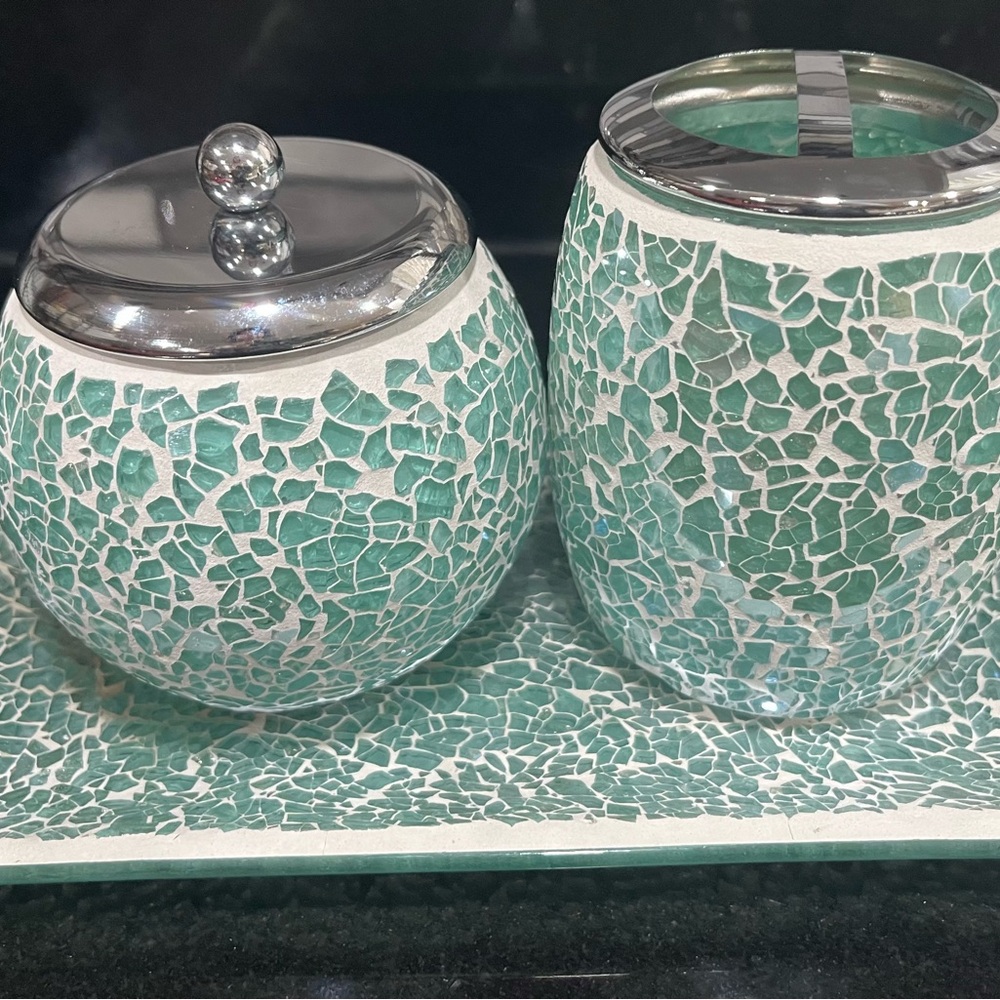 Accessories - Picture 4 of 7